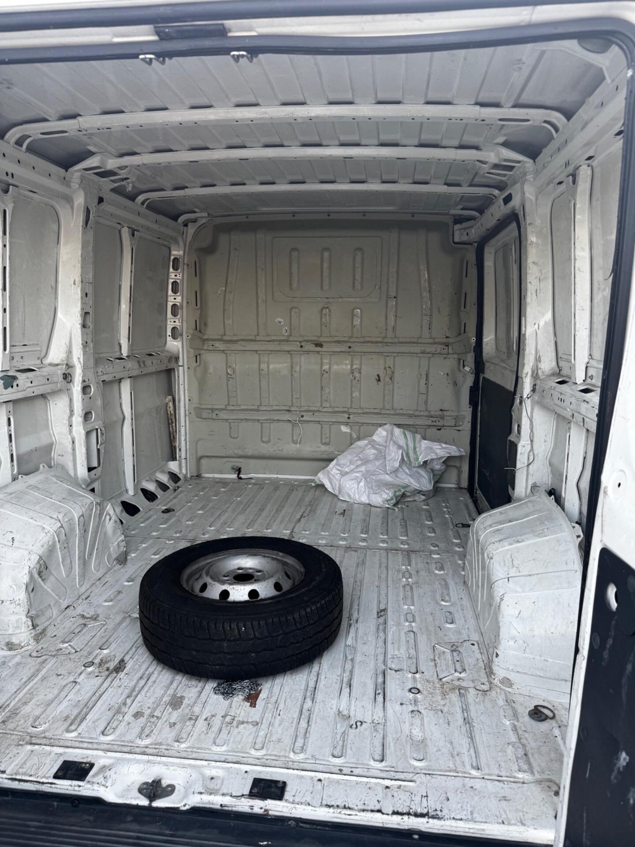 Fiat Ducato 30 2.2 MJT PC-TN Furgone problemi al motore