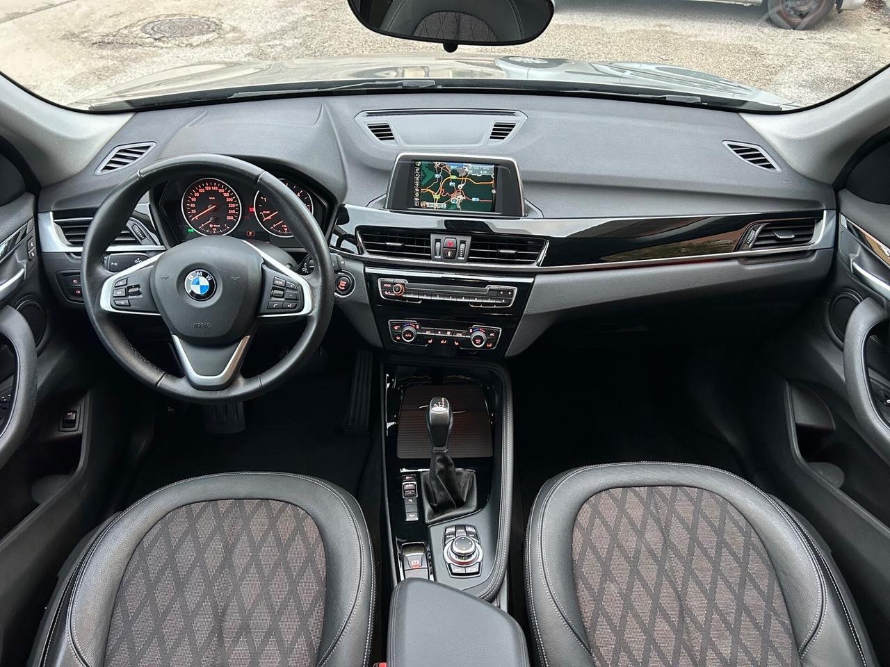 Bmw X1 xDrive20d xLine. Strafull !!!