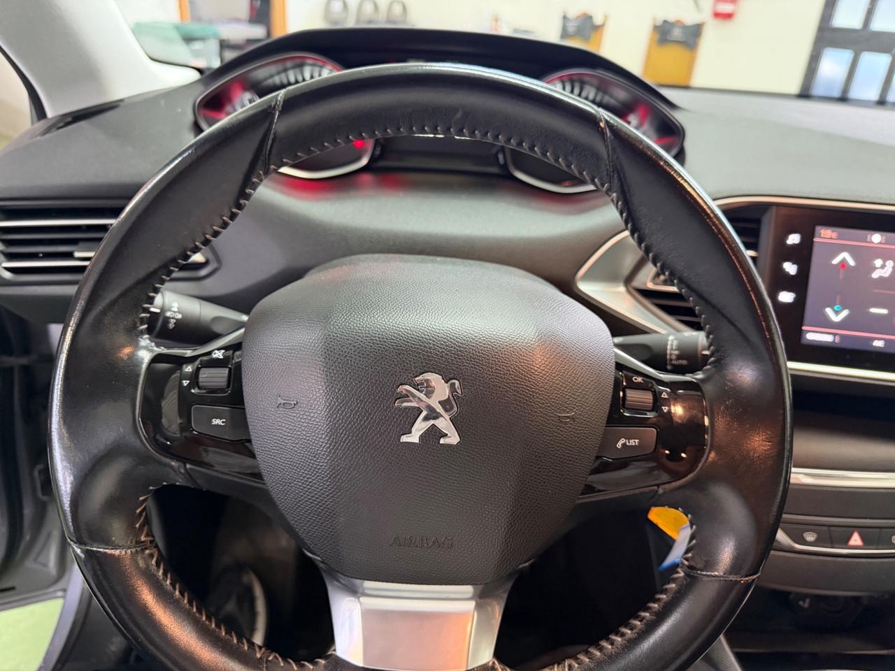 Peugeot 308 130CV 129.000KM