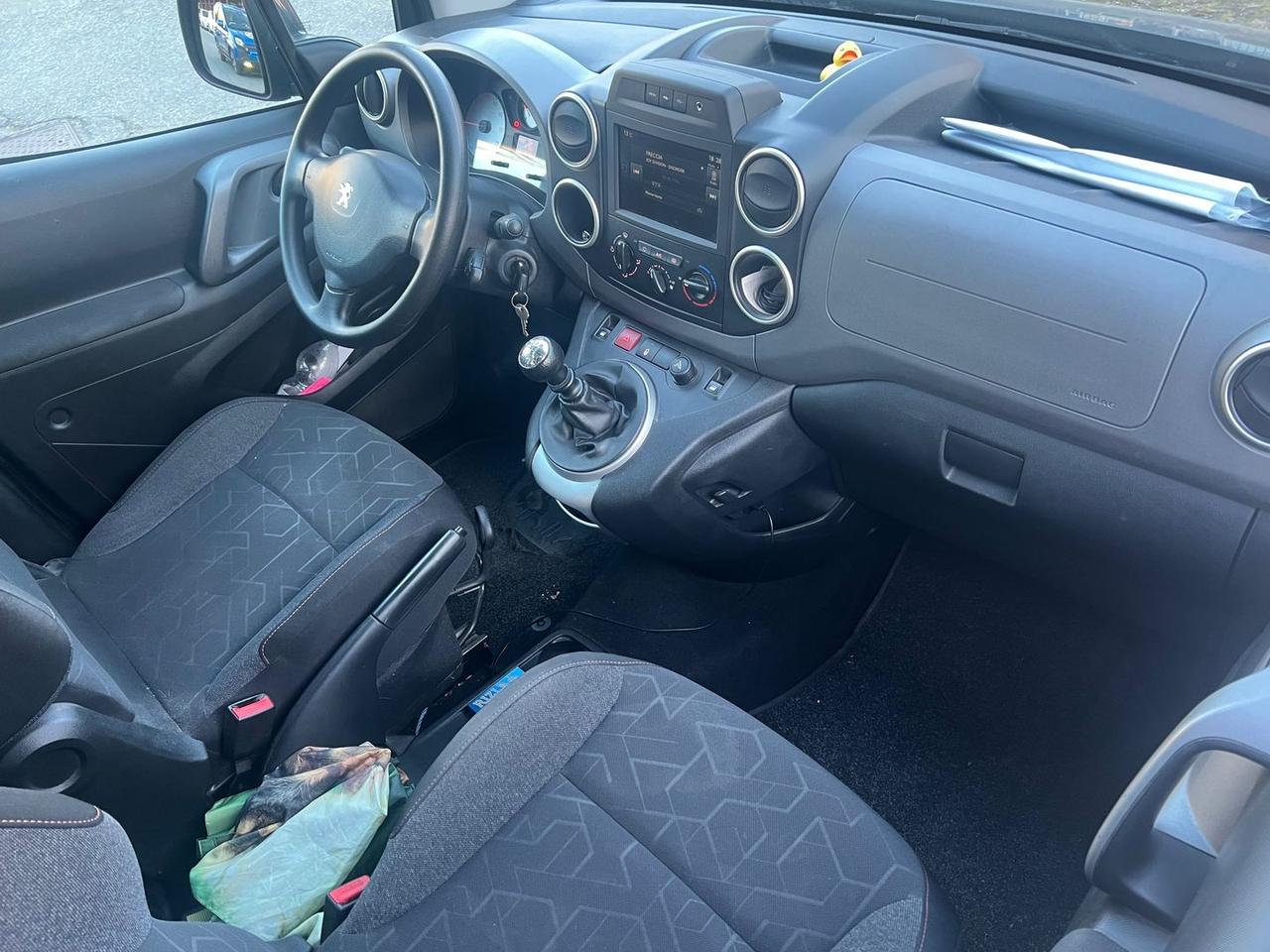 Peugeot Partner Active 1.6 Blue HDI 120 #10098