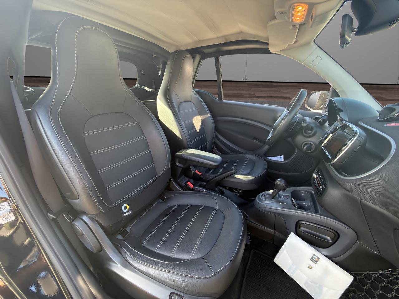 Smart fortwo cabrio 0.9 t Prime 90cv - Unipro - Promo Finanziamento - Schermo - Retrocamera - Sedili riscaldabili