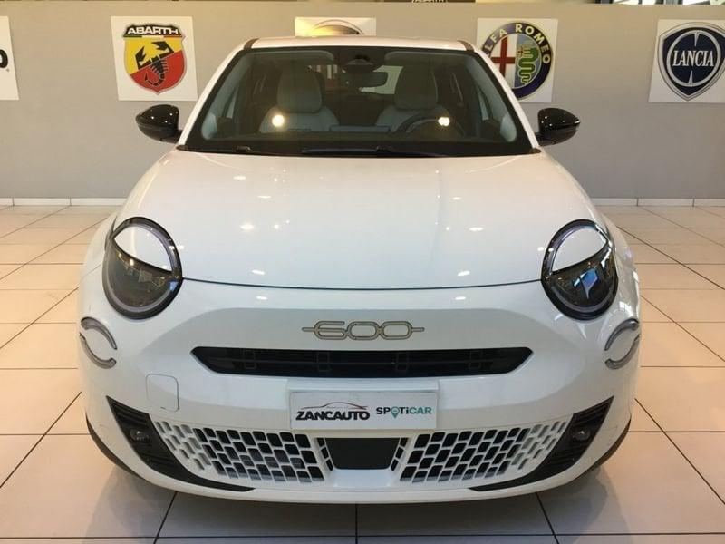 FIAT 600 600 Hybrid 145 CV DCT MHEV Icon MY24 + EXTRA