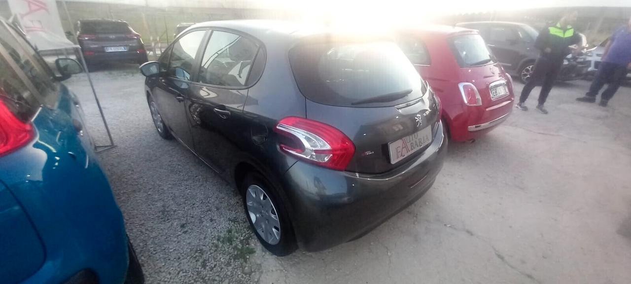 Peugeot 208 1.4 HDi 68 CV 5 porte Active