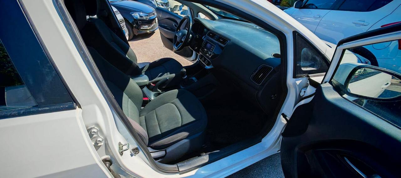 Kia Rio 1.1 CRDi 5p. Cool