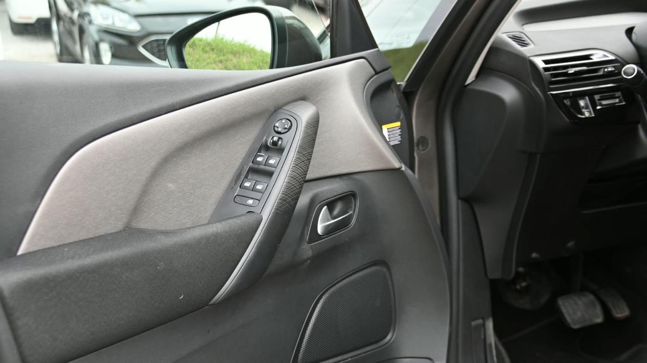 Citroen C4 BlueHDi 100 Feel 7 Posti