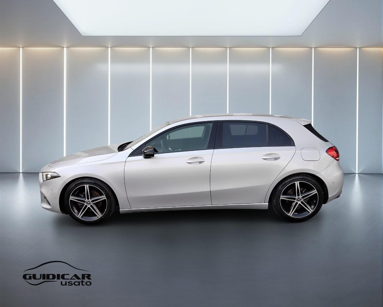 Mercedes-Benz Classe A - W177 2018 - A 180 d Sport auto