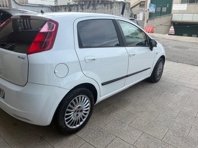 Fiat Grande Punto 1.3 MJT 75 CV 5 porte Dynamic 06