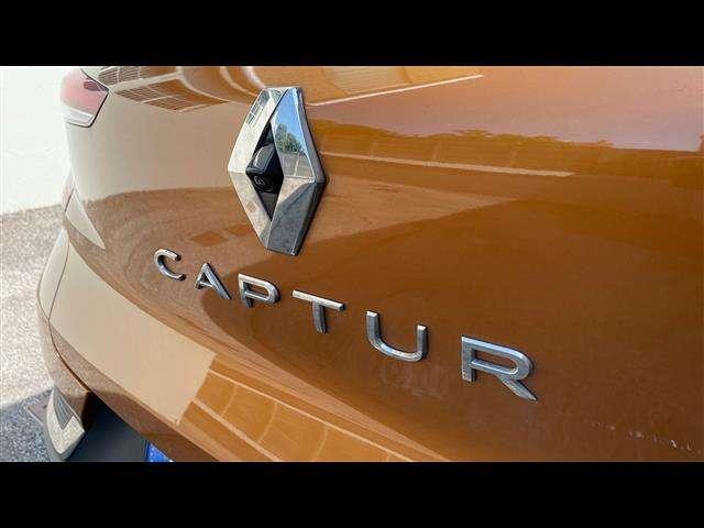 Renault Captur 1.6 E-TECH Hybrid Intens Auto 145cv