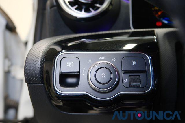 MERCEDES-BENZ A 180 D AUTOMATIC PREMIUM FULL LED NEOPATENTATI