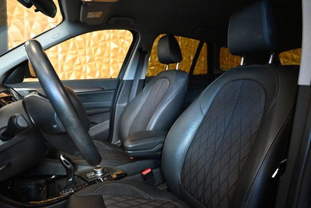 BMW X1 SDRIVE 18d SPORT BLACKLINE AUT.NAVI LED18"TEL FULL