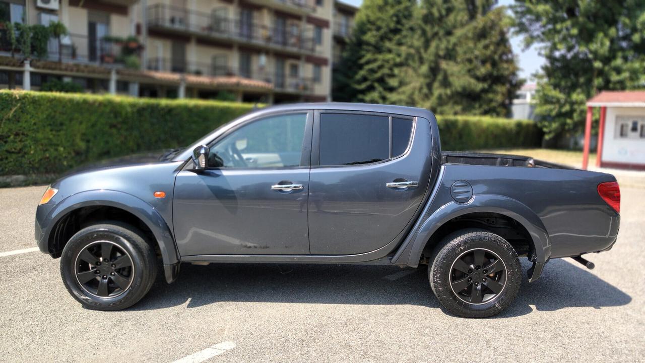 Mitsubishi L200 2.5 DI-D Double Cab Pick up