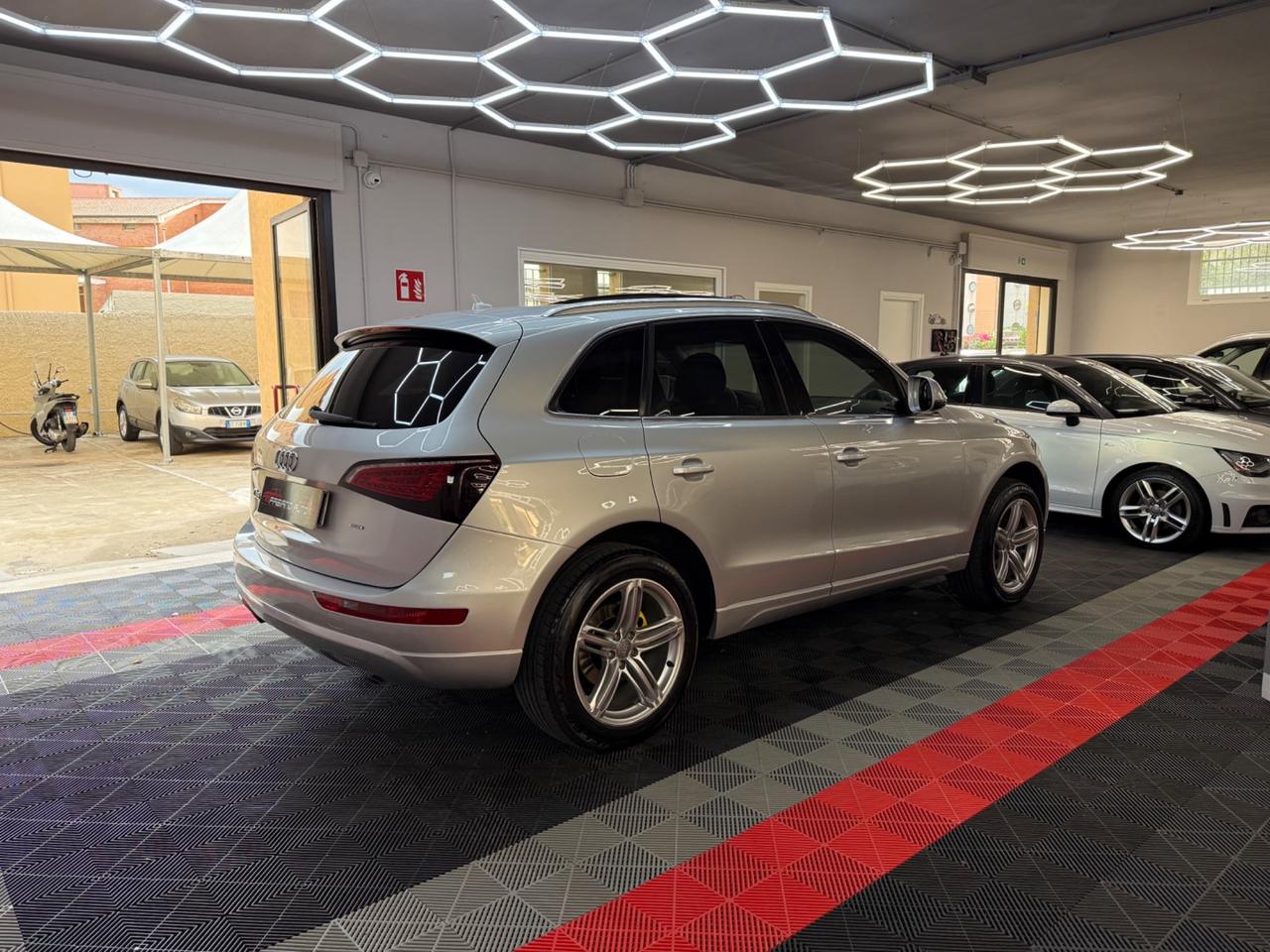 Audi Q5 2.0 TDI 170 CV quattro S tronic TETTO - FABIANOAUTO