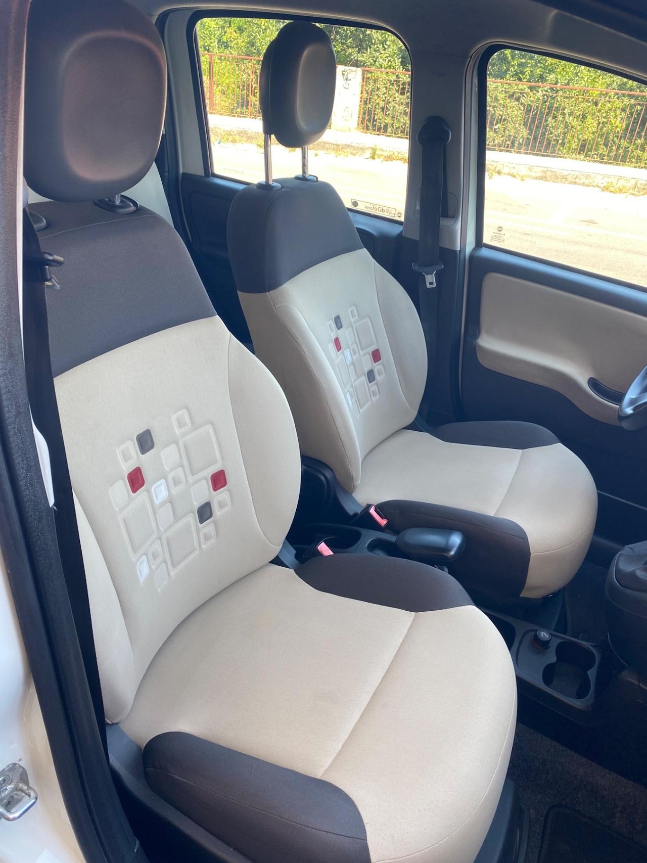 Fiat Panda Natural Power 2016 Lounge Full
