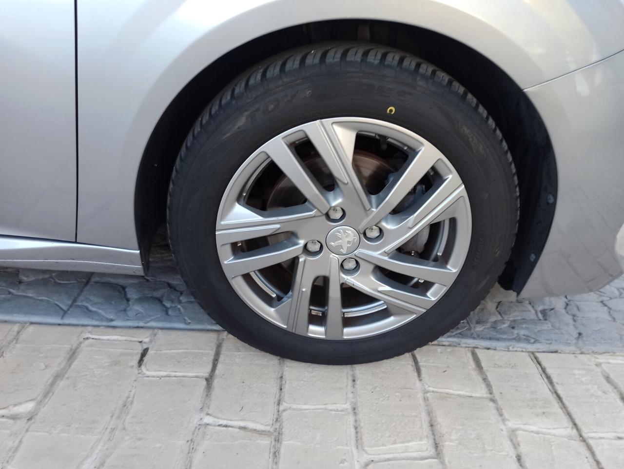 Peugeot 208 BlueHDi 100 Stop&Start 5 porte Active