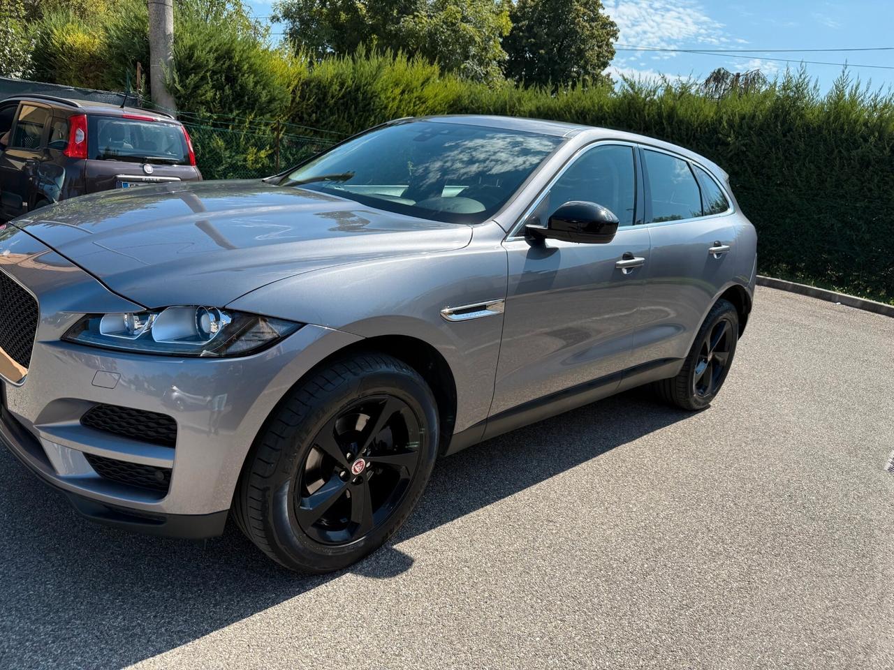 Jaguar F-Pace 2.0d - 4X4 - NAV. - PELLE - 12 MESI DI GARANZIA -