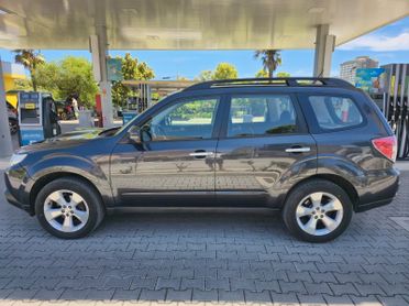 Subaru Forester 2.0D XS Exclusive (15 ANNIVERSARY) AWD