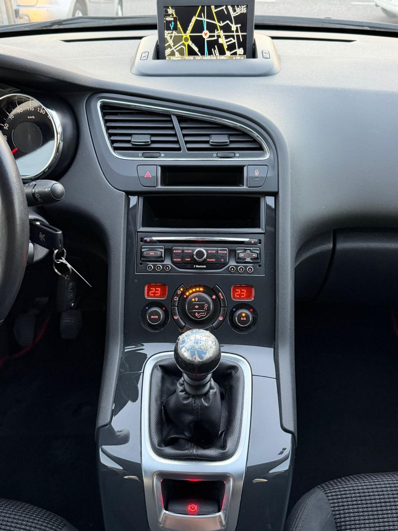 Peugeot 5008 BlueHDi 120 EAT6 S&S Allure