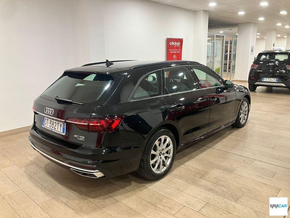 AUDI - A4 Avant - 40 TDI quattro S tr. Bus. Adv.