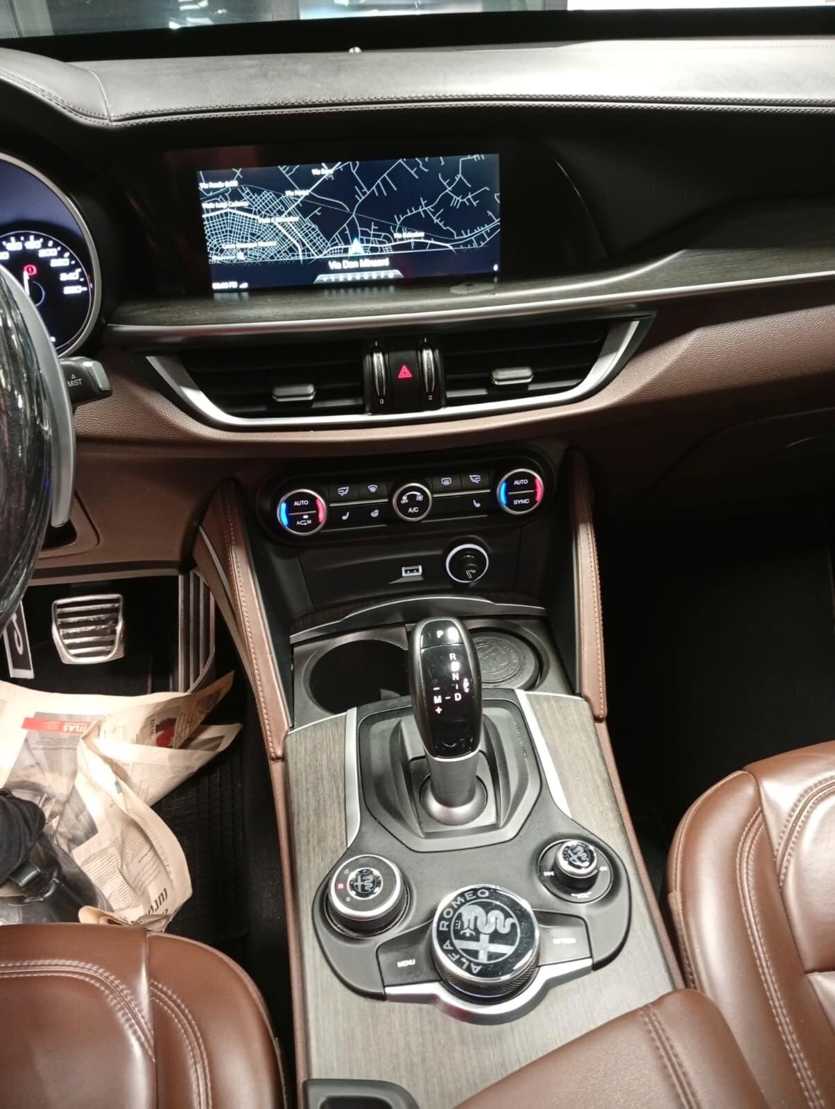 Alfa Romeo Stelvio 2.2 Turbodiesel 210 CV AT8 Q4 B-Tech