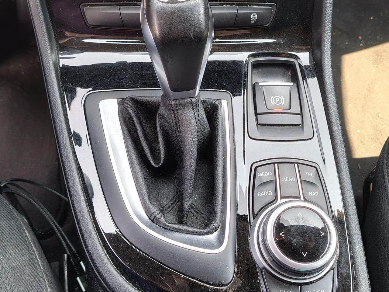 Bmw 218 d Advantage 7 POSTI #11450