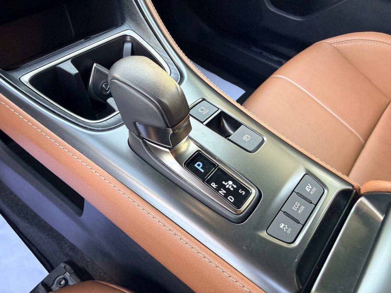 Lexus LBX 1.5 FULL Hybrid 136cv Relax UNIPRO