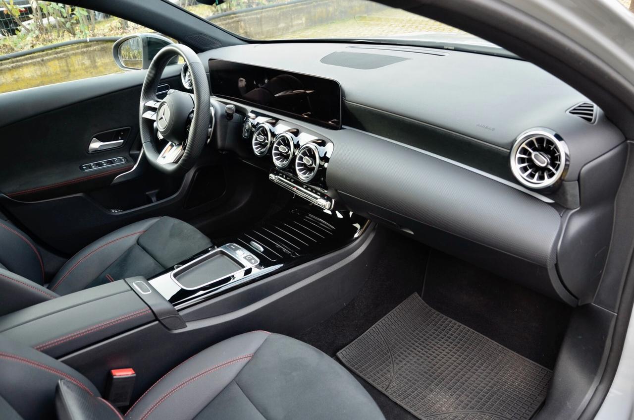 MERCEDES-BENZ A 35 AMG 4MATIC 306cv AUTO, GARANZIA UFFICIALE, UNICOPROPRIETARIO, UFF ITALIANA, EURO 6E, TETTO, NIGHT PACK, FARI MULTIBEAM, HI-FI PREMIUM, PERMUTE