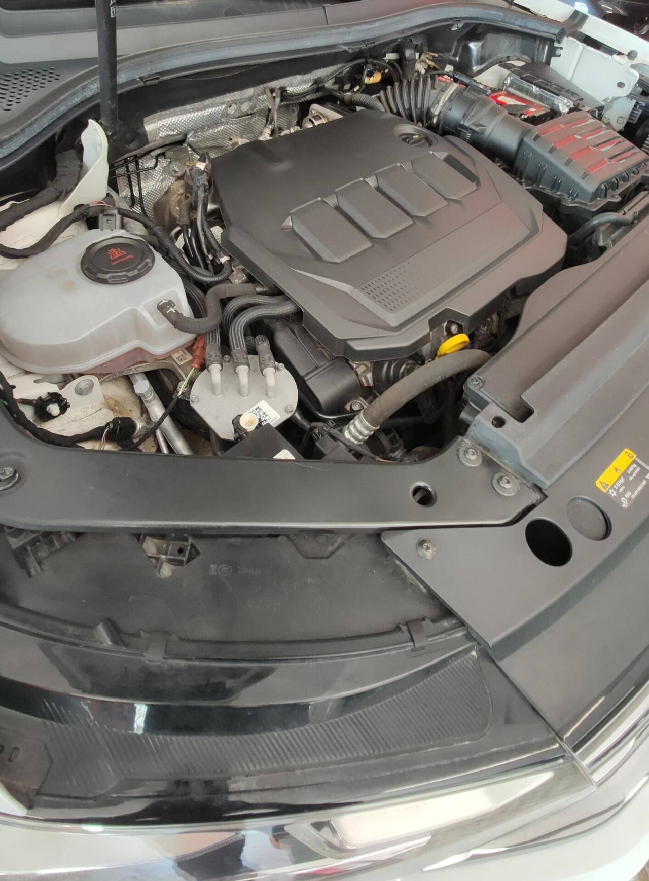 Volkswagen Tiguan 2.0 TDI 150 CV SCR DSG R-Line 2023