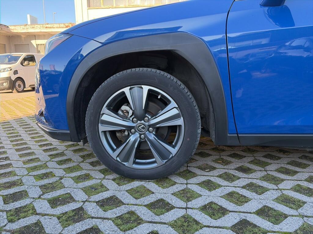 Lexus UX 300 e Luxury 2WD