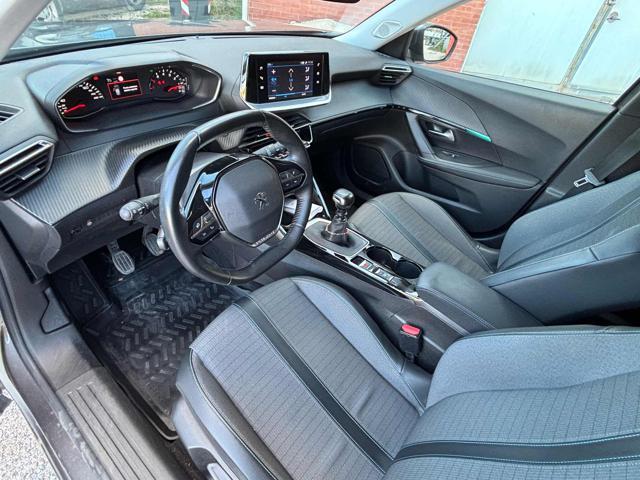 PEUGEOT 2008 BlueHDi 110 S&S Allure