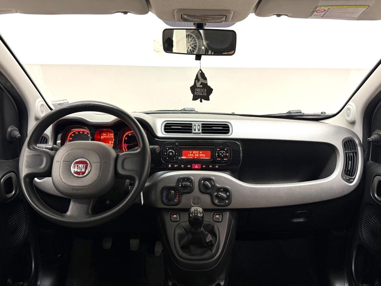 Fiat Panda 1.2 Lounge 5 POSTI NEOPATENTATI