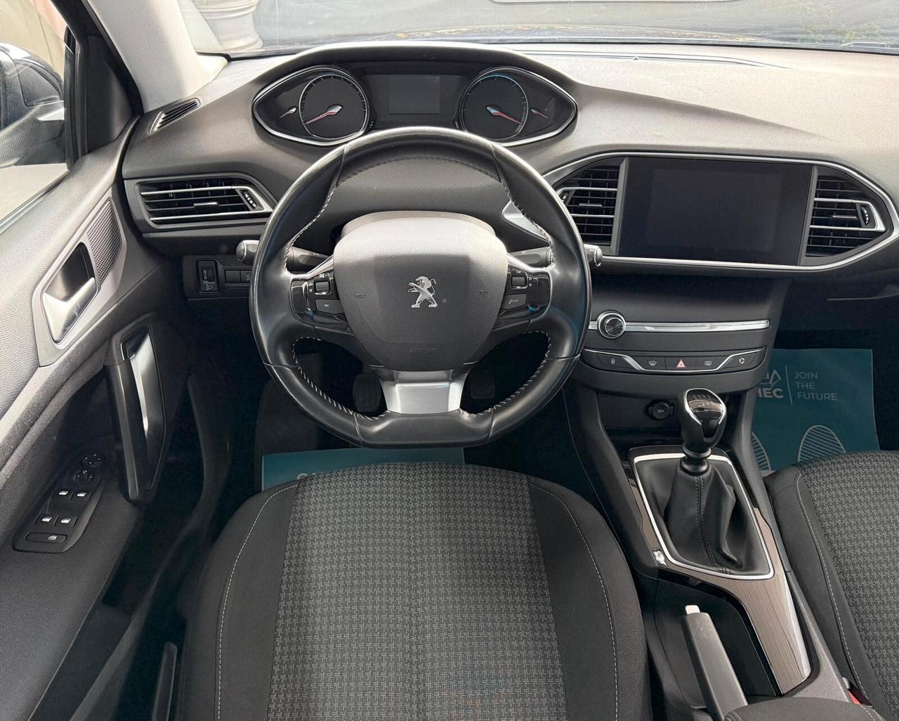 Peugeot 308 BlueHDi 130 S&S Business