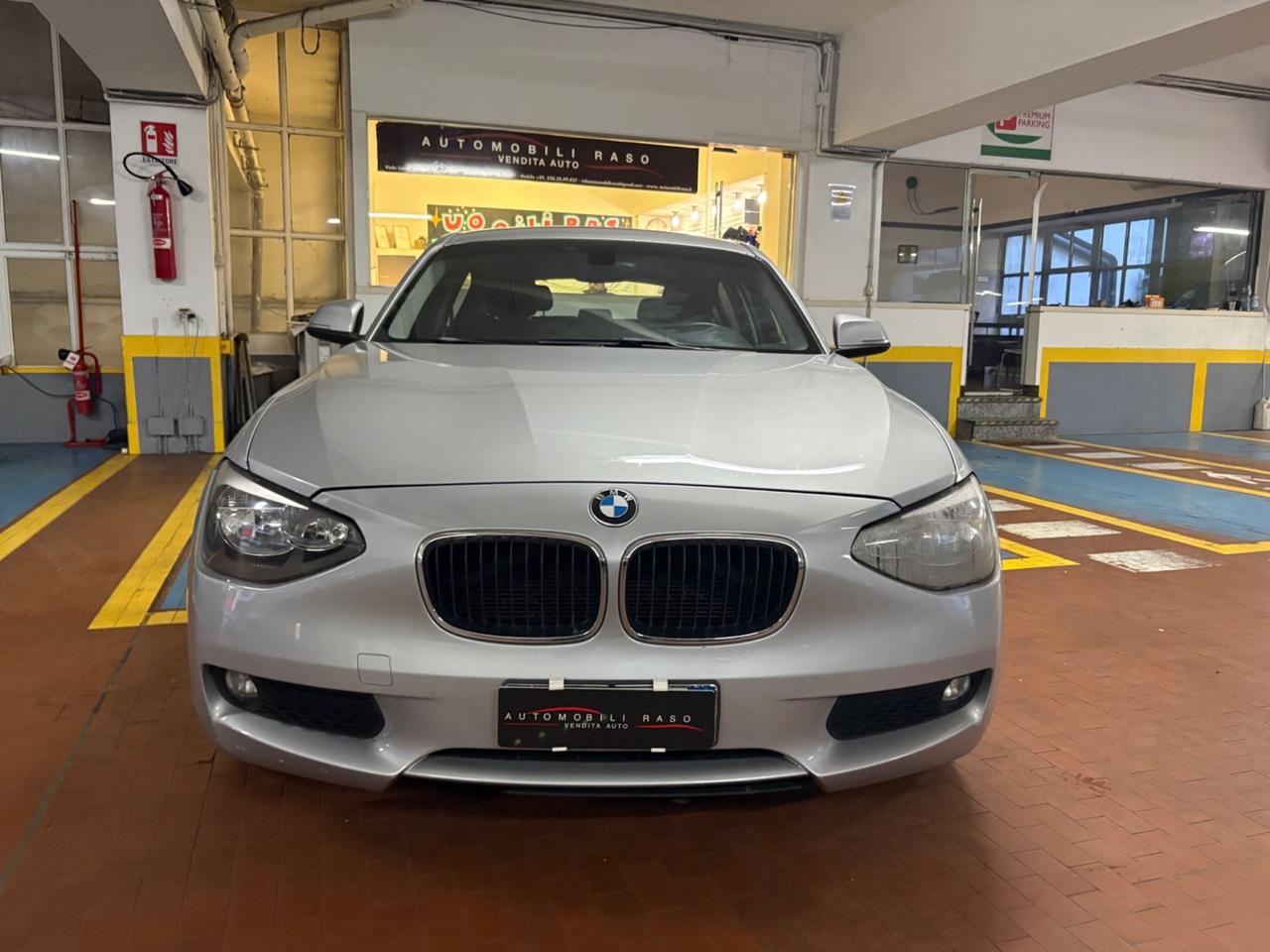 Bmw 116 118d 5p. Urban