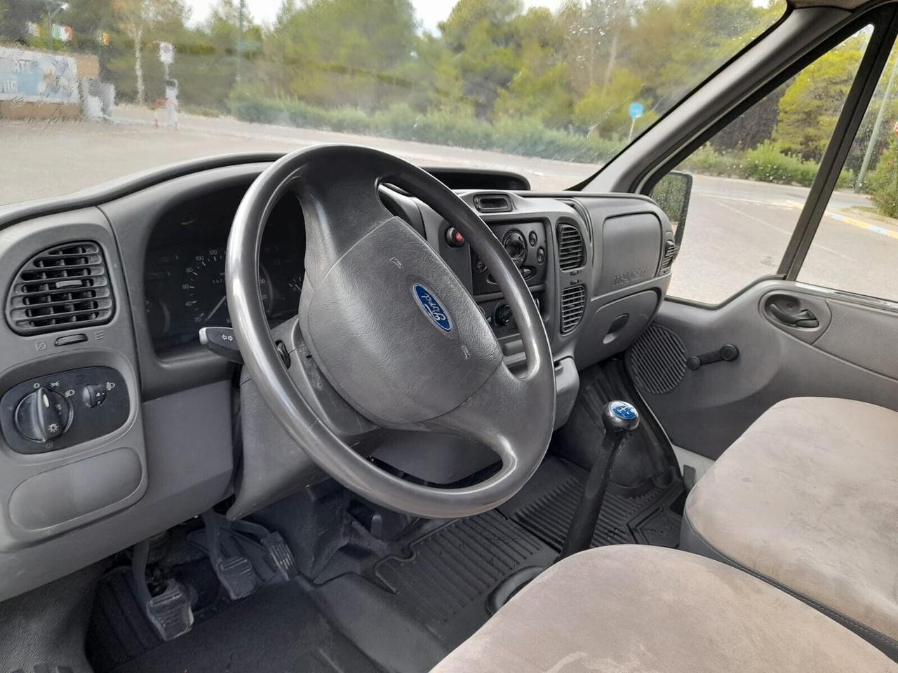 Ford Transit/Tourneo/Bus Transit 330 2.4 TD/125 cat PL-TM Furg.