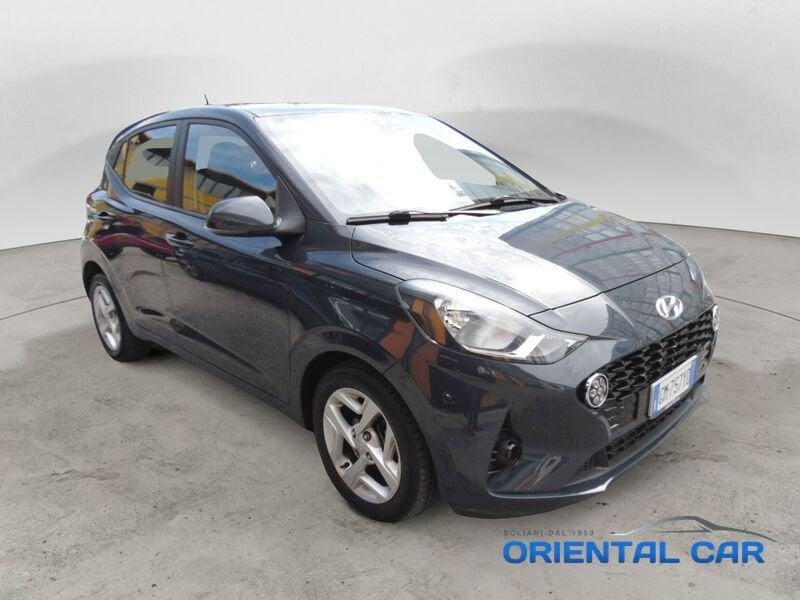 Hyundai i10 1.0 MPI Tech + CONNECT PACK SOLO 20.900 KM