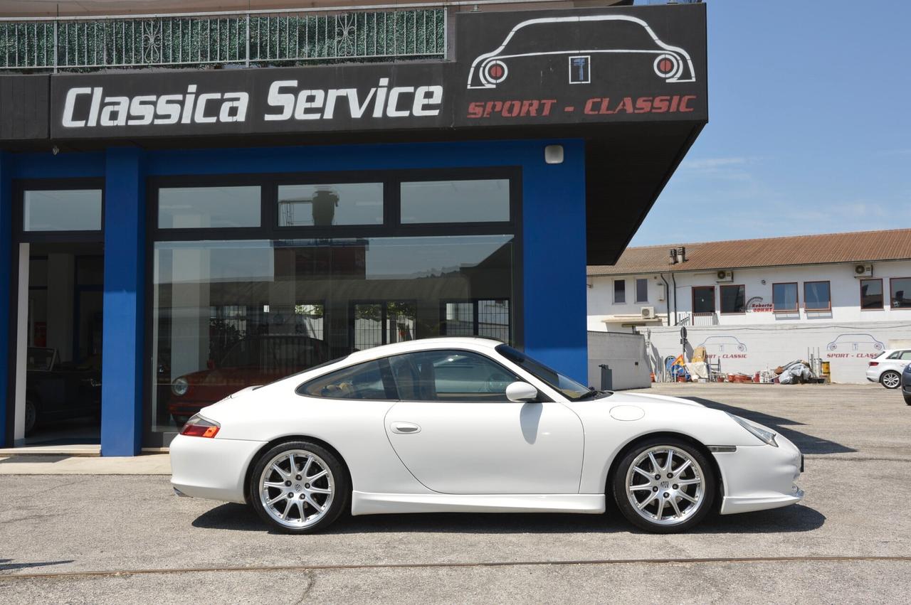 Porsche 911 Carrera cat Coupé
