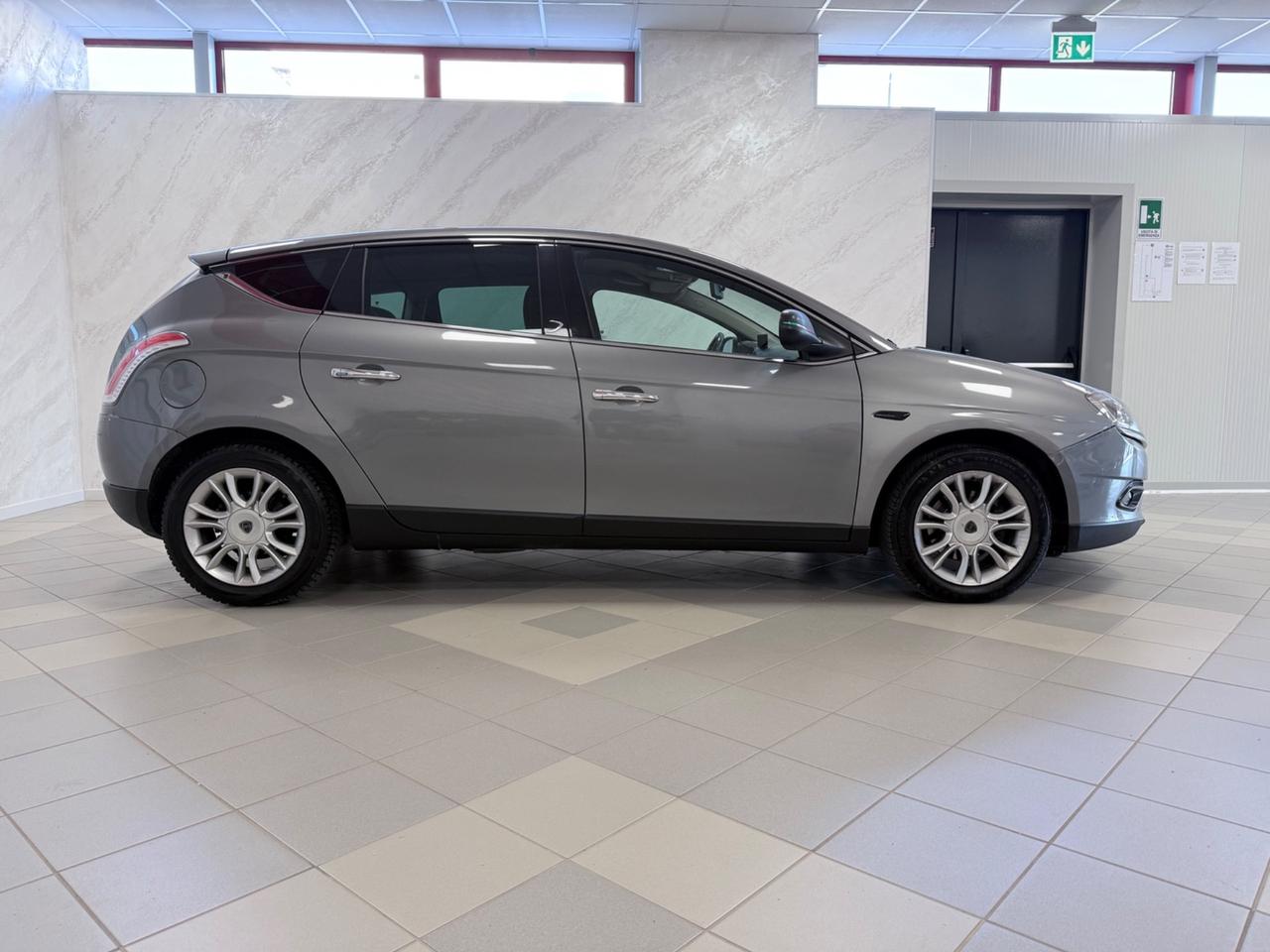 Lancia Delta 1.6 MJT DPF Platino