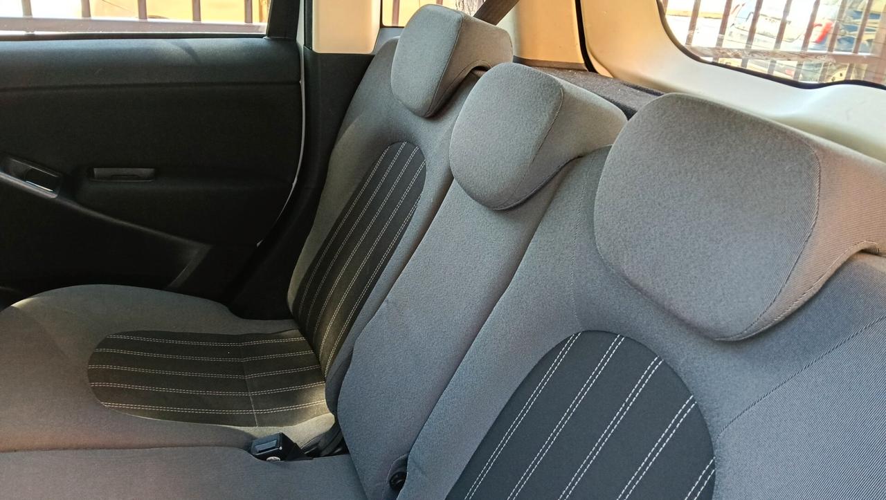 LANCIA MUSA 1.4 B/GPL C. MADRE -2012