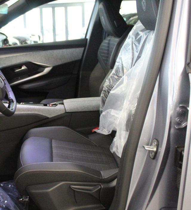 PEUGEOT 3008 1.2 Hybrid 145 e-DCS6 GT Pack Plus KM0 MY26