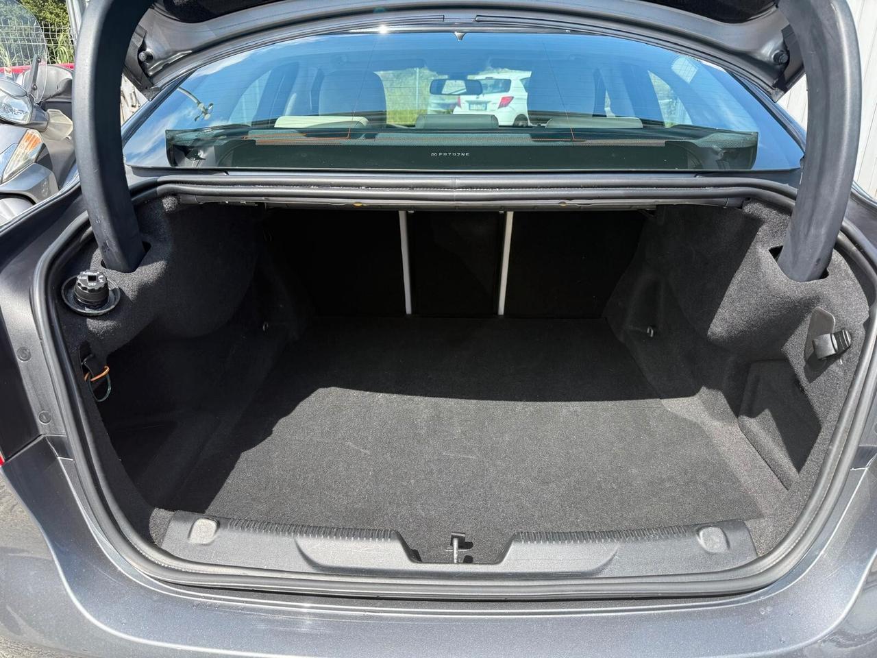 Jaguar XE 2.0 D Turbo 180CV aut. Portfolio Solo 87.000Km