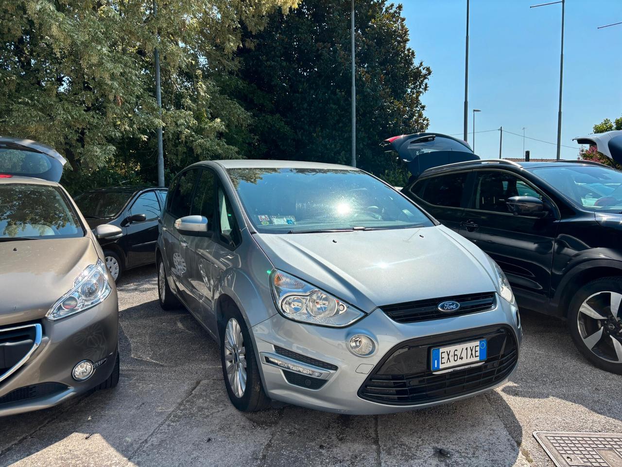 Ford S-Max 2.0 Diesel Cambio Automatico 7 posti Neopatentati