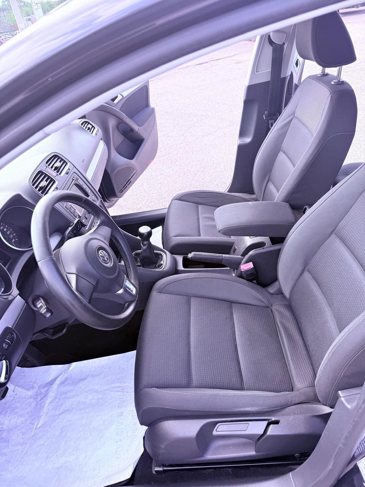 Volkswagen Golf 1.6 TDI DPF 5p. Comfortline