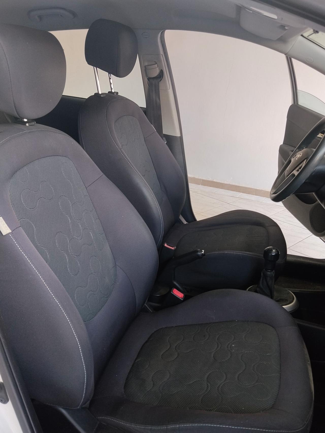 Hyundai i20 1.2 benzina 2010 CON GARANZIA