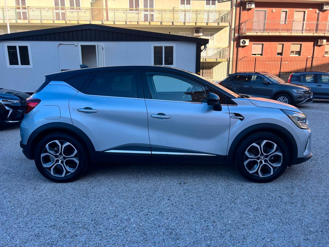 Renault Captur Full Hybrid E-Tech 145 CV Techno Fast Track