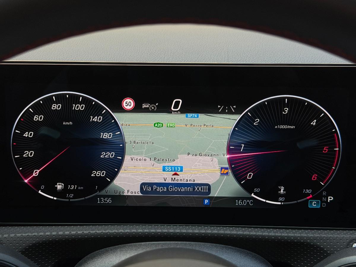 New Mercedes-Benz Classe A 180d Premium AMG Night Edition 116CV