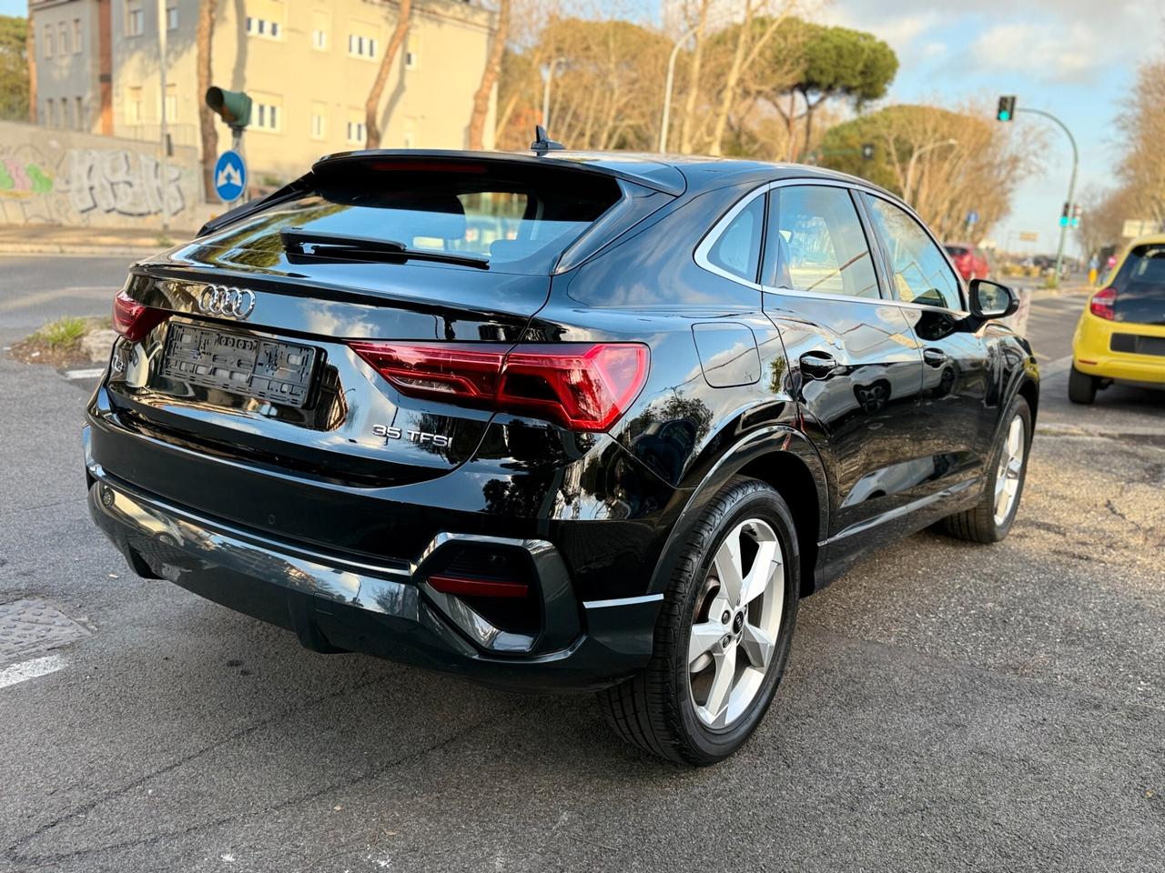 Audi Q3 Spb 35 TFSI S tronic line edition