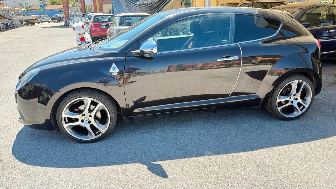 Alfa Romeo MiTo 1.6 JTDm 16V Distinctive Sport Pack