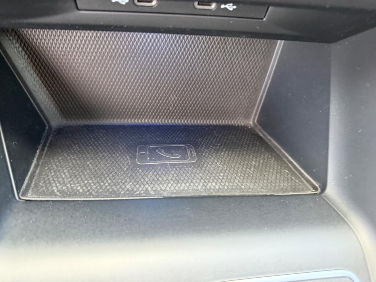 Volkswagen Golf 8 2.0 TDI 150 CV DSG SCR R-Line