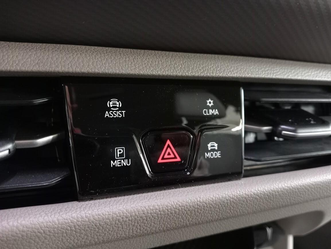 Volkswagen T7 Multivan 1.5 245cv PHEV 4MOTION 4X4 LIFE 7P PRONTA CONS