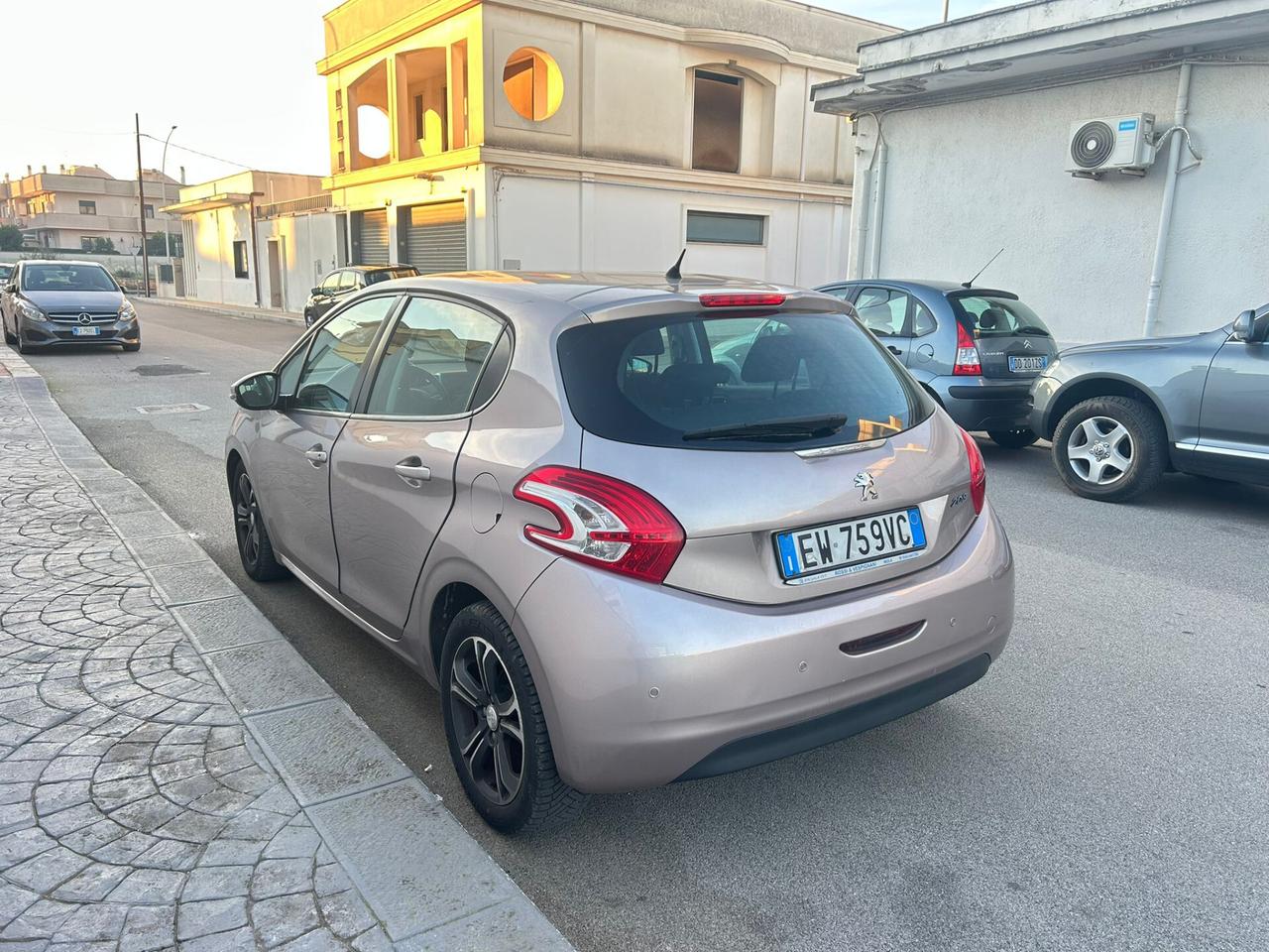 Peugeot 208 1.4 VTi 95 Cv GPL - 2014*Problemi al MOTORE