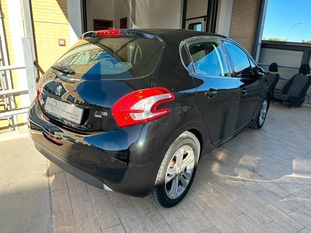 Peugeot 208 1.6 e-HDi 92 CV Stop&Start 5 porte Allure